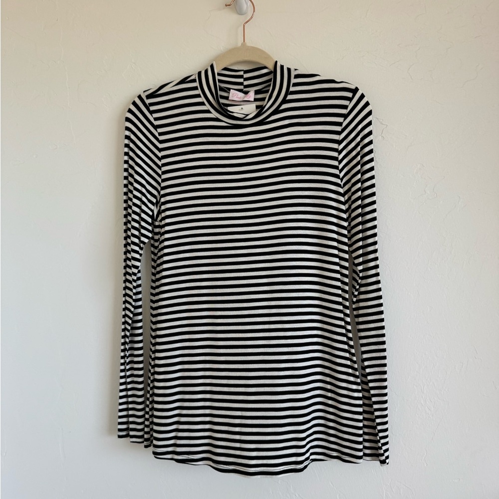 Black and White Striped Women's Top